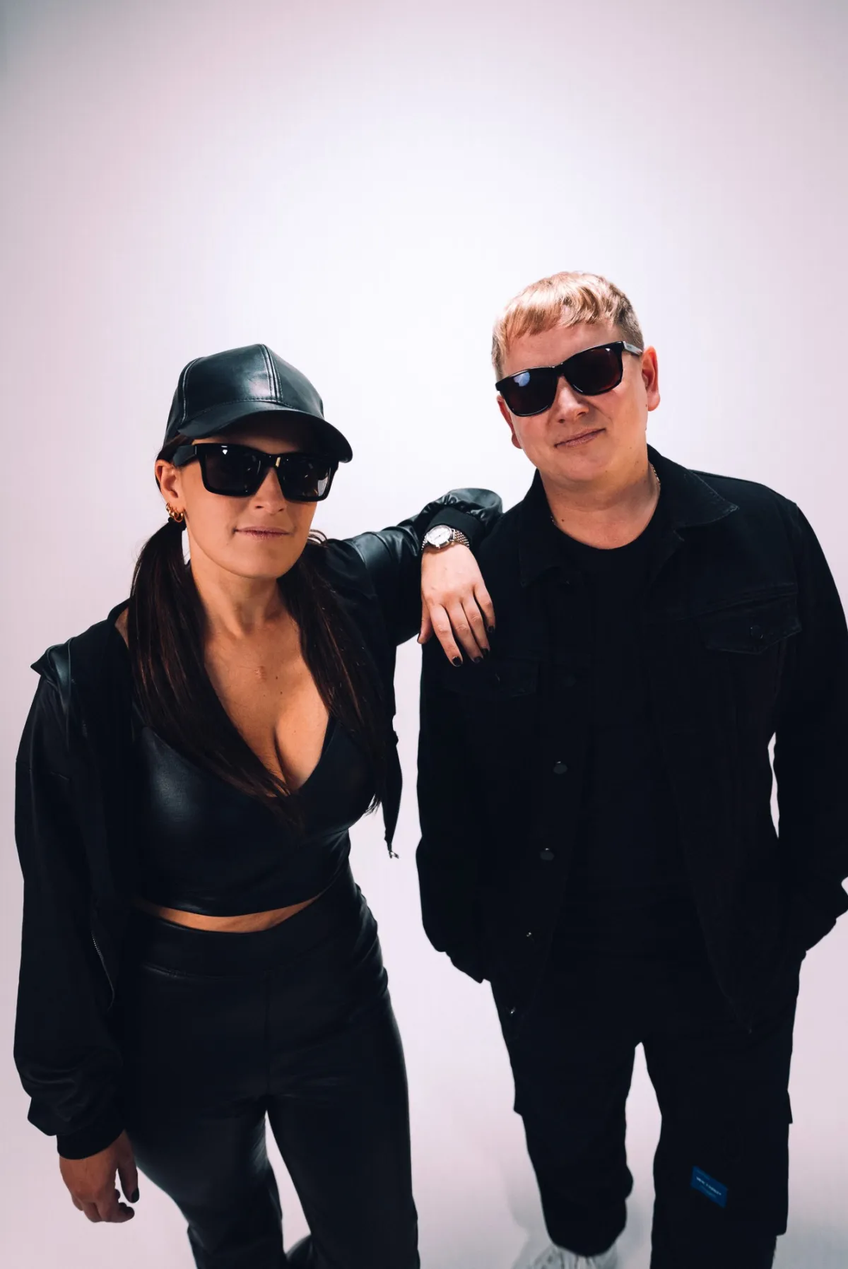 Anstandslos & Durchgeknallt