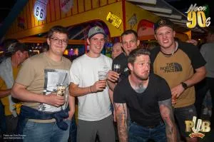Pub Festival | Wetzikon Neon 90's