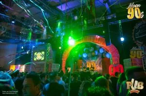 Pub Festival | Wetzikon Neon 90's
