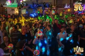 Pub Festival | Wetzikon Neon 90's
