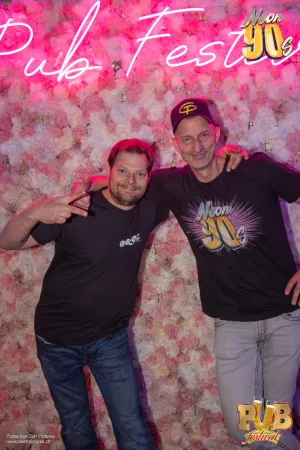 Pub Festival | Wetzikon Neon 90's