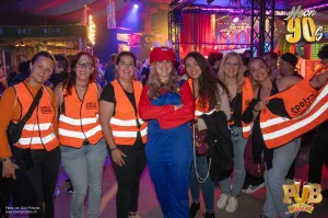 Pub Festival | Wetzikon Neon 90's