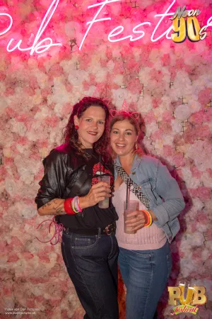 Pub Festival | Wetzikon Neon 90's