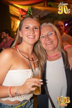Pub Festival | Wetzikon Neon 90's