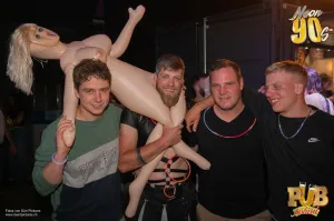 Pub Festival | Wetzikon Neon 90's