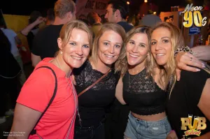 Pub Festival | Wetzikon Neon 90's