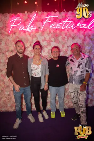 Pub Festival | Wetzikon Neon 90's