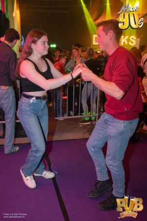 Pub Festival | Wetzikon Neon 90's