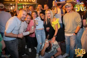Pub Festival | Wetzikon Neon 90's
