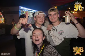 Pub Festival | Wetzikon Neon 90's