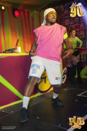 Pub Festival | Wetzikon Neon 90's