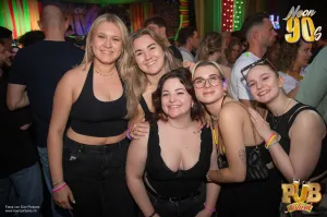 Pub Festival | Wetzikon Neon 90's