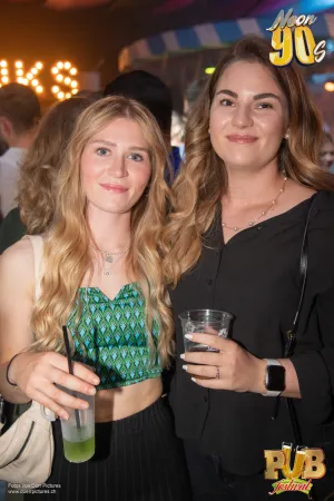 Pub Festival | Wetzikon Neon 90's