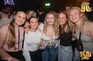 Pub Festival | Wetzikon Neon 90's