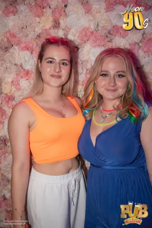 Pub Festival | Wetzikon Neon 90's
