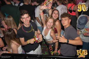 Pub Festival | Wetzikon Neon 90's