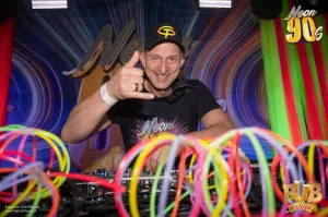 Pub Festival | Wetzikon Neon 90's