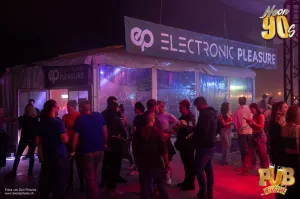 Pub Festival | Wetzikon Neon 90's