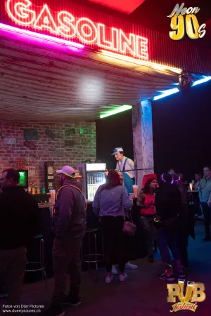 Pub Festival | Wetzikon Neon 90's