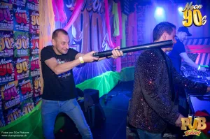 Pub Festival | Wetzikon Neon 90's