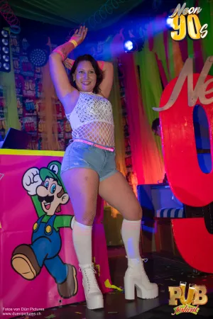 Pub Festival | Wetzikon Neon 90's