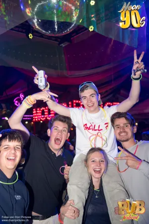 Pub Festival | Wetzikon Neon 90's